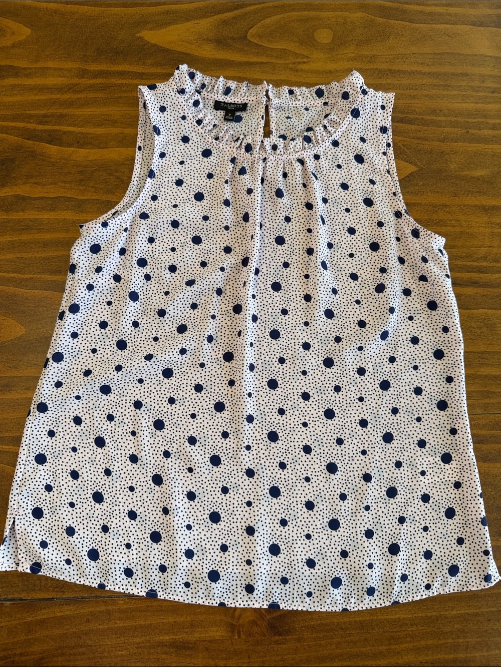 Talbots Women’s Petite Soft Pink Sleeveless Polka Dot Blouse with Navy PolkaDots
